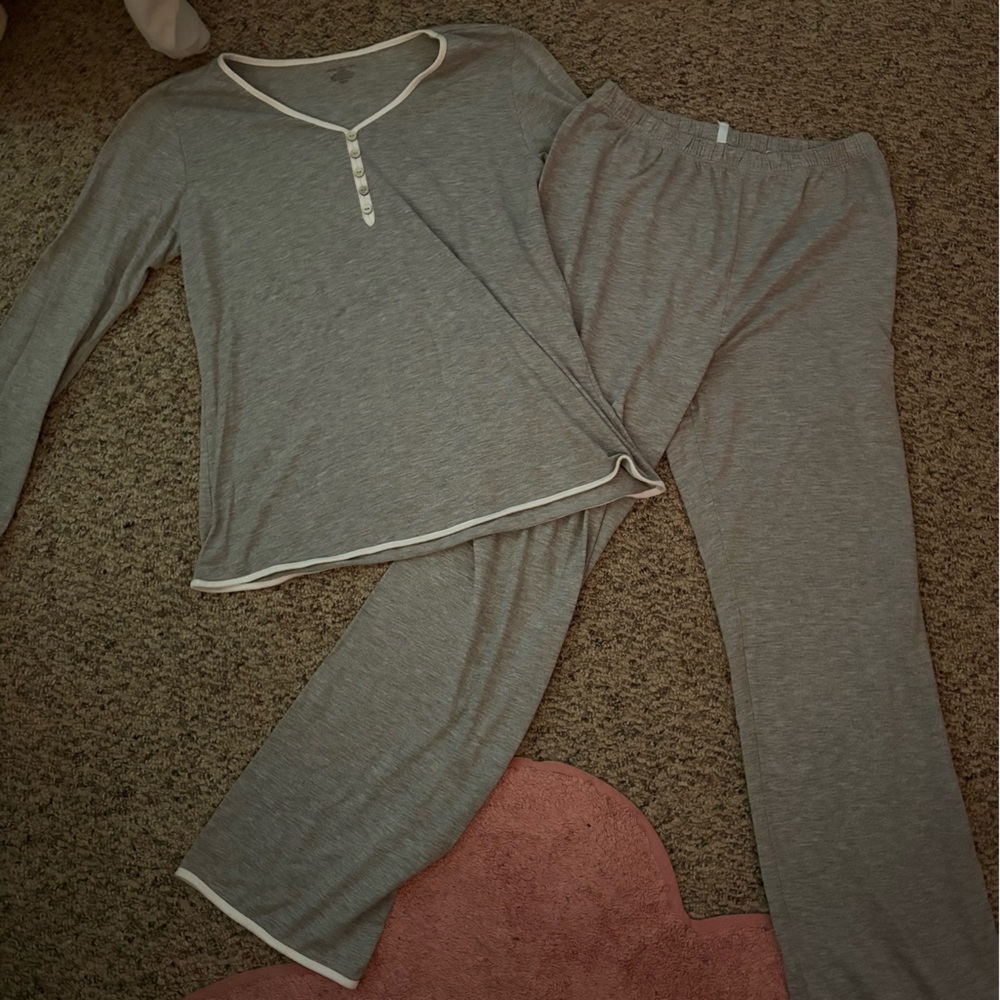 Jones New York Gray Pajama Set